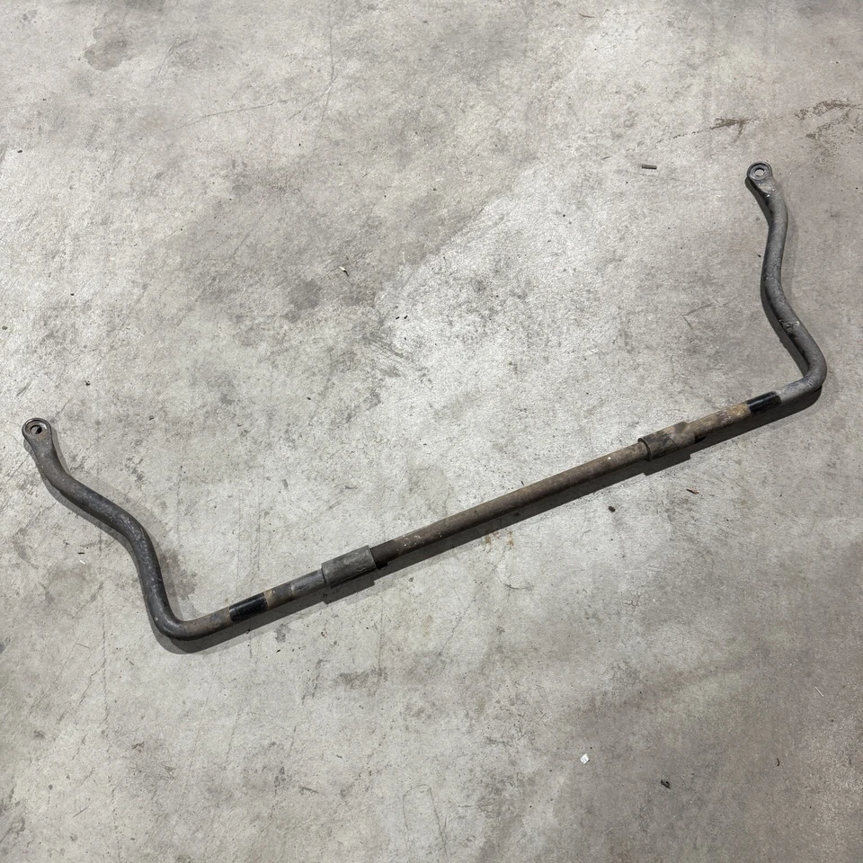 Barra estabilizadora delantera 78-80 Mazda RX7 barra estabilizadora SA Foto 1 de 4