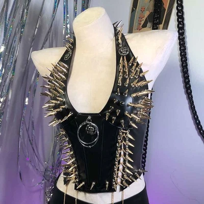 Punk Rock Grunge Hágalo Usted Mismo Tachonado Remache Gótico Cummerbunds Calavera Emo Tanques Y2K TOPS Foto 1 de 4