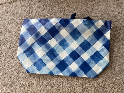 BATH & BODY WORKS WHITE & BLUE GINGHAM PATTERN TOTE BAG WITH SNAP CLOSURE NEW! - Изображение 1 из 2