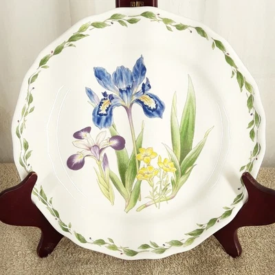 Usado, Plato de Cena IRIS 10.5", Noritake Gourmet Garden, Azul Morado Verde 7940/5 Foto 1 de 4