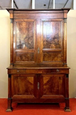 buffet a deux corps époque Empire en noyer et ronce vers 1810 - Photo 1/4