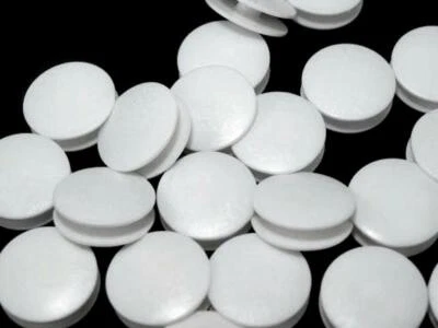 7 Doppelknöpfe Wäscheknöpfe 18mm weiss NEU für Bettwäsche oder Lochgummi u.a. - Bild 1 von 2