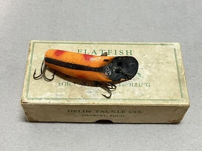 Helin Flatfish SPS Lure In 2 Piece Cardboard Box - Image 1 of 4