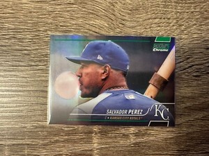 2022 Topps Stadium Club Chrome Salvador Perez Green Refractor /99 #69 Royals
