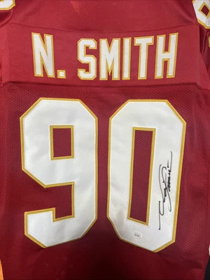Camiseta deportiva autografiada personalizada de Neil Smith Foto 1 de 4