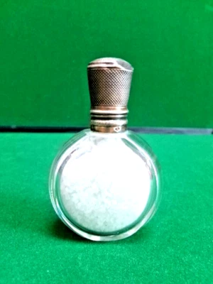 Ancienne fiole, flacon à sels en cristal e argent - Photo 1/4