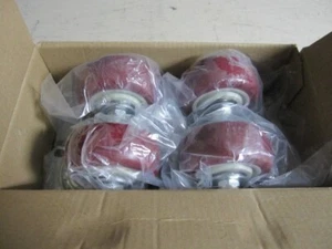 NUEVO, 3 RUEDAS COMO EN LA FOTO, COMPRADO POR ERROR NUNCA ABIERTO. NO LOS NECESITAS. - Imagen 1 de 5