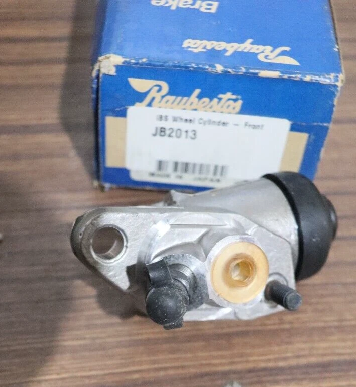 NEW RAYBESTOS IBS WHEEL CYLINDER (1) FRONT- PART JB2013 - FITS NISSAN  1200 B120 - Image 1 of 1