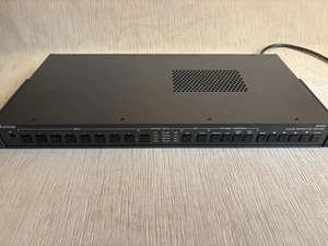 Extron IN1608 Scaling Presentation Switcher with Rack Mount Ears - Picture 1 of 7
