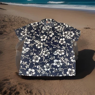 Hilo Hattie Hawaiian Aloha Hibiscus Floral Pocket Button Up Shirt Medium New - Image 1 of 4