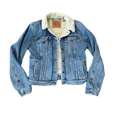 Chaqueta de mezclilla forrada Sherpa Levis para mujer Xs azul chaqueta de jean talla Xsmall Levi Foto 1 de 4