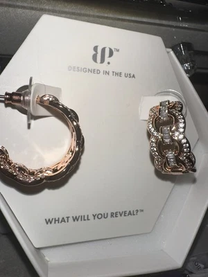 Bomb Party OG Earrings ER47792 “Intricately Linked” Diamond CZ / Rose Gold pl  - Image 1 of 2