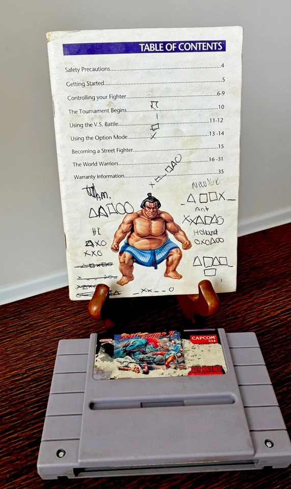 Street Fighter 2 SNES super Nintendo 1991 Tested Works W Manual Marked No Cover - Image 1 of 3