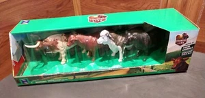 NUEVO JUEGO DE JUEGO DE 4 PIEZAS DE PLÁSTICO TORO/DIRECCIÓN NEWRAY COUNTRY LIFE - Imagen 1 de 11