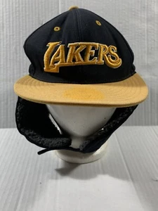 Mitchell & Ness Los Angeles Lakers Oreja Solapa Sombrero 7-1/2" Invierno NBA Vellón - Imagen 1 de 21