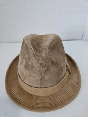 De colección Dobbs Avanti Tostado Gamuza Cuero Ala Tacaña Fedora Pluma Sombrero Talla 7 Foto 1 de 4