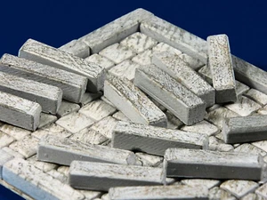 Diorama Zubehör Pflastersteine, 15 Bordsteine granit grau 1:32 und 1:35 - Bild 1 von 2