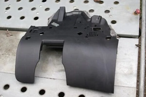 Salpicadero Parte inferior Pie Izquierdo 4F1863075J Audi A6 3.0 TDI tiptronic - Imagen 1 de 3