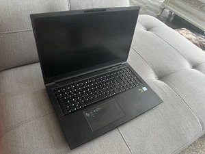 Xmg Core 17 Gaming Laptop - Afbeelding 1 van 10