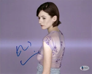 Emily Mortimer Sexy Signed Auto 8x10 PHOTO Beckett BAS COA - Picture 1 of 2