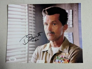 FOTO 8x10 firmada por Tom Skerrit Viper Top Gun autógrafo certificado de autenticidad JSA C - Imagen 1 de 2