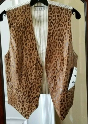 Colete de couro camurça genuíno KENAR com bolsos com estampa de animais tamanho. Pequeno novo com etiquetas feito nos EUA  - Imagem 1 de 3