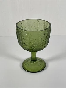 VINTAGE 1975 COLLECTIBLE FTD GREEN GLASS GOBLET VASE 6.5" TALL OAK LEAVES - Picture 1 of 4