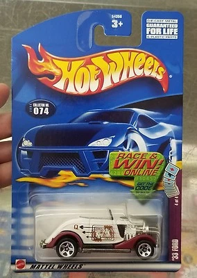 2002 风火轮 #74 白色 '33 福特带 5 辐条轮 — 第 1/4 张图片