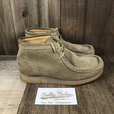 grade school clarks wallabees