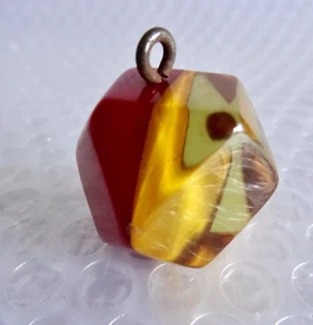 bAKELITE ACRYLIC AMBER HONEY BURNT RED ORANGE PENDANT VINTAGE JEWELRY neocurio - Picture 1 of 7