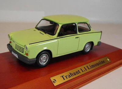 Atlas 1/43 DDR-Auto Kollektion Nr. 7130121 Trabant 1.1 Limousine grün OVP #7721 - Bild 1 von 3