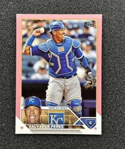2023 Topps Series 1 Mother's Day Hot Pink /50 Salvador Perez #102