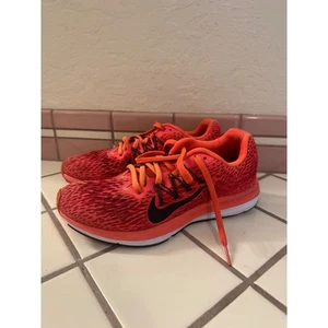 Nike Zoom Winflo 5 Red Orange Black Running Shoes Sneakers Athletic Women's - Picture 1 of 7