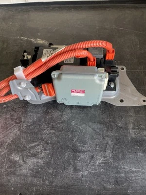 10-15 TOYOTA PRIUS BATERIA ECU RELÉ CONTATOR SENSOR DE TENSÃO MÓDULO 89892-47020 - Imagem 1 de 3