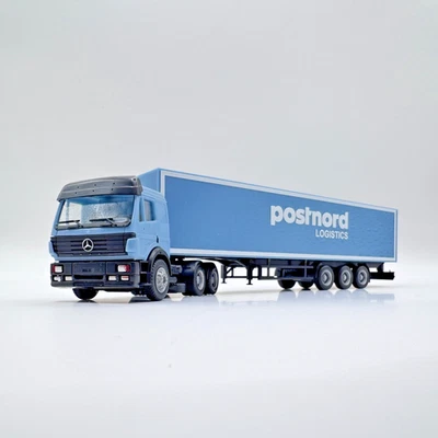 Mercedes SK Truck with Semitrailer “PostNord Logistics” scale 1/88 (H0) - Image 1 of 4