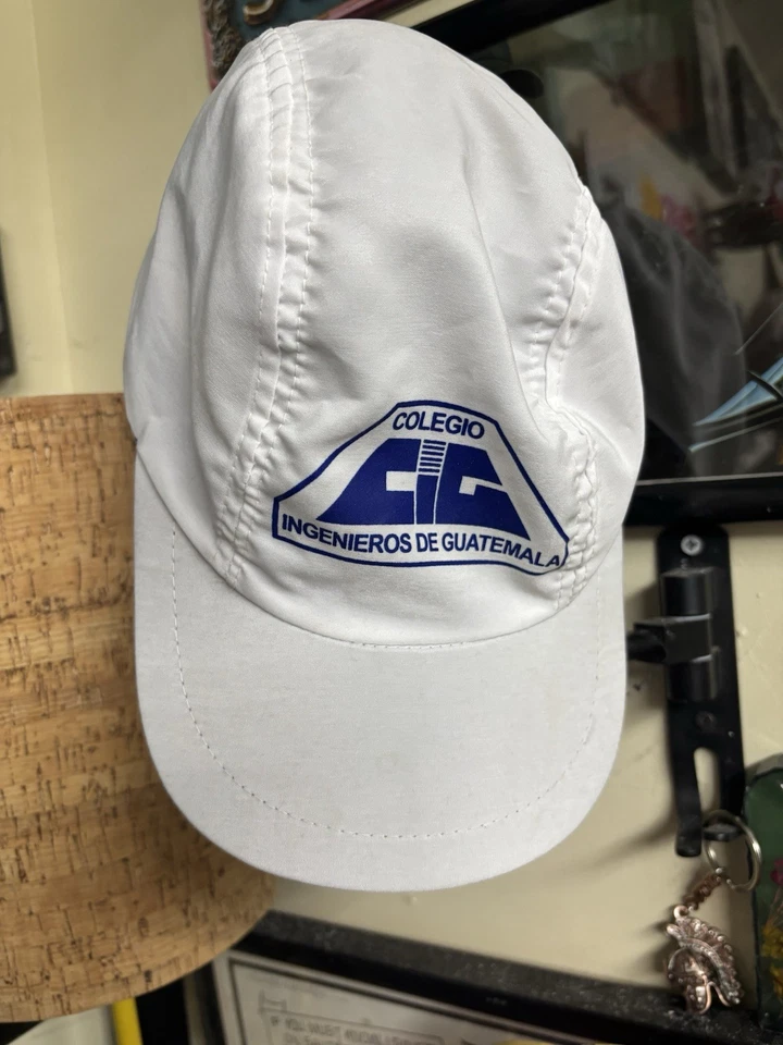 Винтажные бегуны кепка University of Guatemala - Изображение 1 из 4