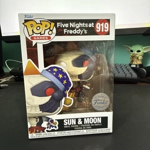 Funko Pop! Games - Sun & Moon #919 FIVE NIGHTS AT FREDDY'S Hot Topic Exclusive - Bild 1 von 6