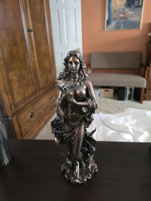 Venus Statue with Birds (10") "Cold Steel" - Image 1 of 4