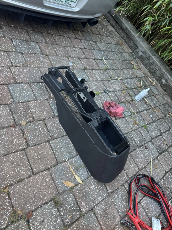 05-09 CONSOLA CENTRAL FORD MUSTANG Foto 1 de 1