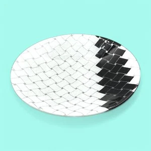 Maori Boy Fused Glass Bowl With Black And White Weave Pattern 13" Diameter - Bild 1 von 9