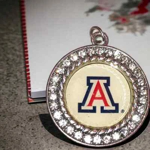 Arizona Wildcats Rhinestone Pendant! - Bild 1 von 3