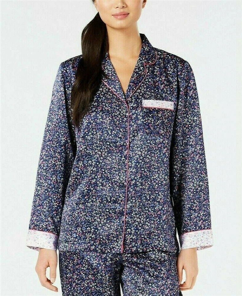 Top de pijama Charter Club cuello muesca azul marino mini floral talla mediana abotonada Foto 1 de 1