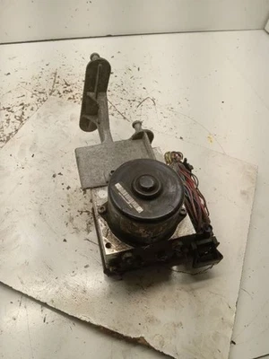 Pieza de freno antibloqueo tipo 209 conjunto CLK320 se adapta 03-05 MERCEDES CLK 881775 Foto 1 de 4