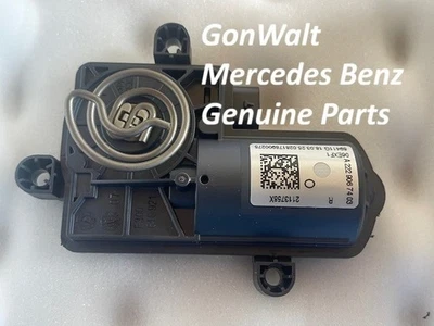 Mercedes Benz Genuine GLA 35 AMG GLA 250 2021-2024 Actuator 2229067403 - Image 1 of 4