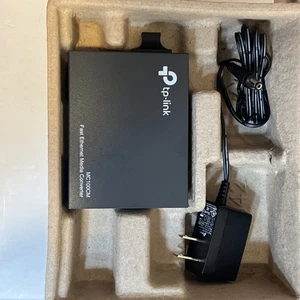 TP-Link MC100CM 10/100 Fast Ethernet Fiber Optic Media Converter, Multi-Mode SC - Picture 1 of 1