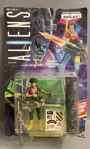 1992 ALIENS SPACE MARINE LT. RIPLEY FIGURE With Dark Horse Comic KENNER - Picture 1 of 11