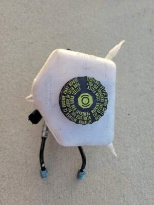 宝马 435i F32/33 COUPE 2014-16 ABS Brake Master CYLINDER 储油罐 原始设备制造商 — 第 1/4 张图片