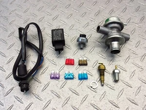 2006 06-09 Kawasaki Vulcan 500 EN500 OEM Sensor Relé Válvula de Aire Fusibles Lote - Imagen 1 de 12