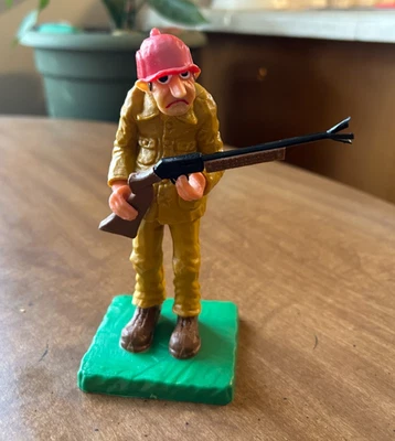 DE COLECCIÓN WILTON CAKE TOPPER - TIRADOR AFILADO - CAZADOR AL AIRE LIBRE - PLÁSTICO - 6" DE ALTO Foto 1 de 4