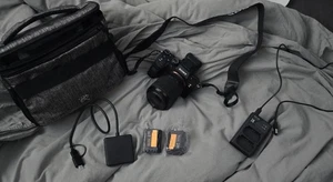 Sony Alpha 7 III mit 35-mm-Vollformatbildsensor + 28-70mm Zoomobjektiv - Bild 1 von 5